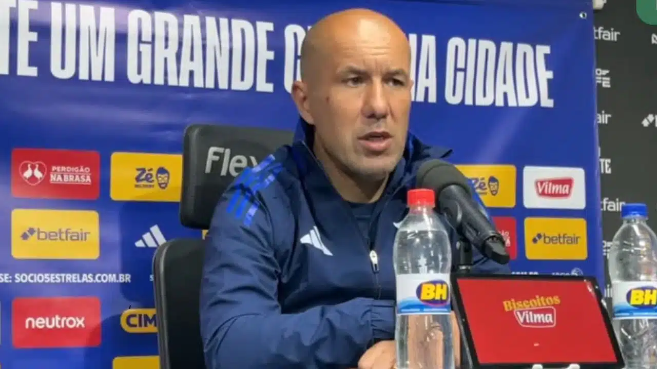 Leonardo Jardim analisa derrota do Cruzeiro para o Vasco no Brasileirão