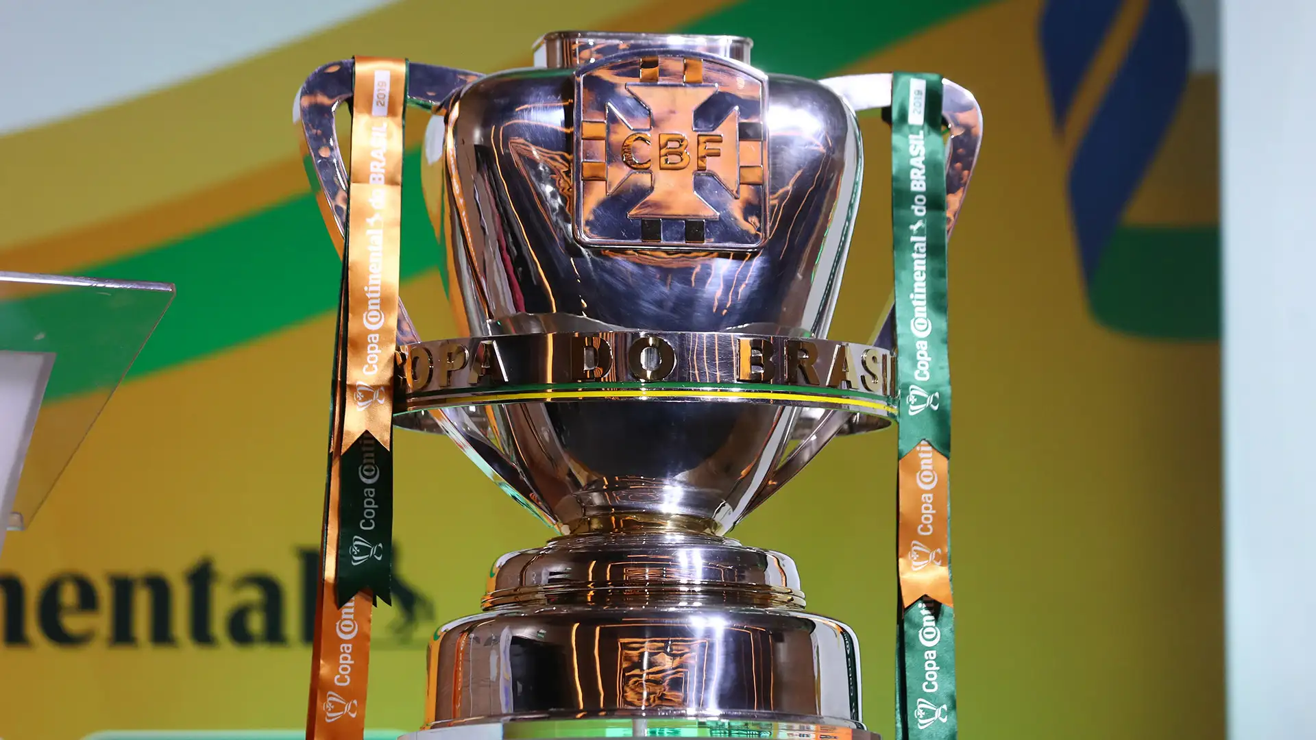 CBF realiza sorteio dos mandos de campo da Copa do Brasil com Cruzeiro entre os semifinalistas