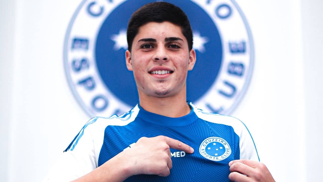 Cruzeiro blinda joias da base e renova contratos de Rayan Lelis, Baptistella e outras promessas