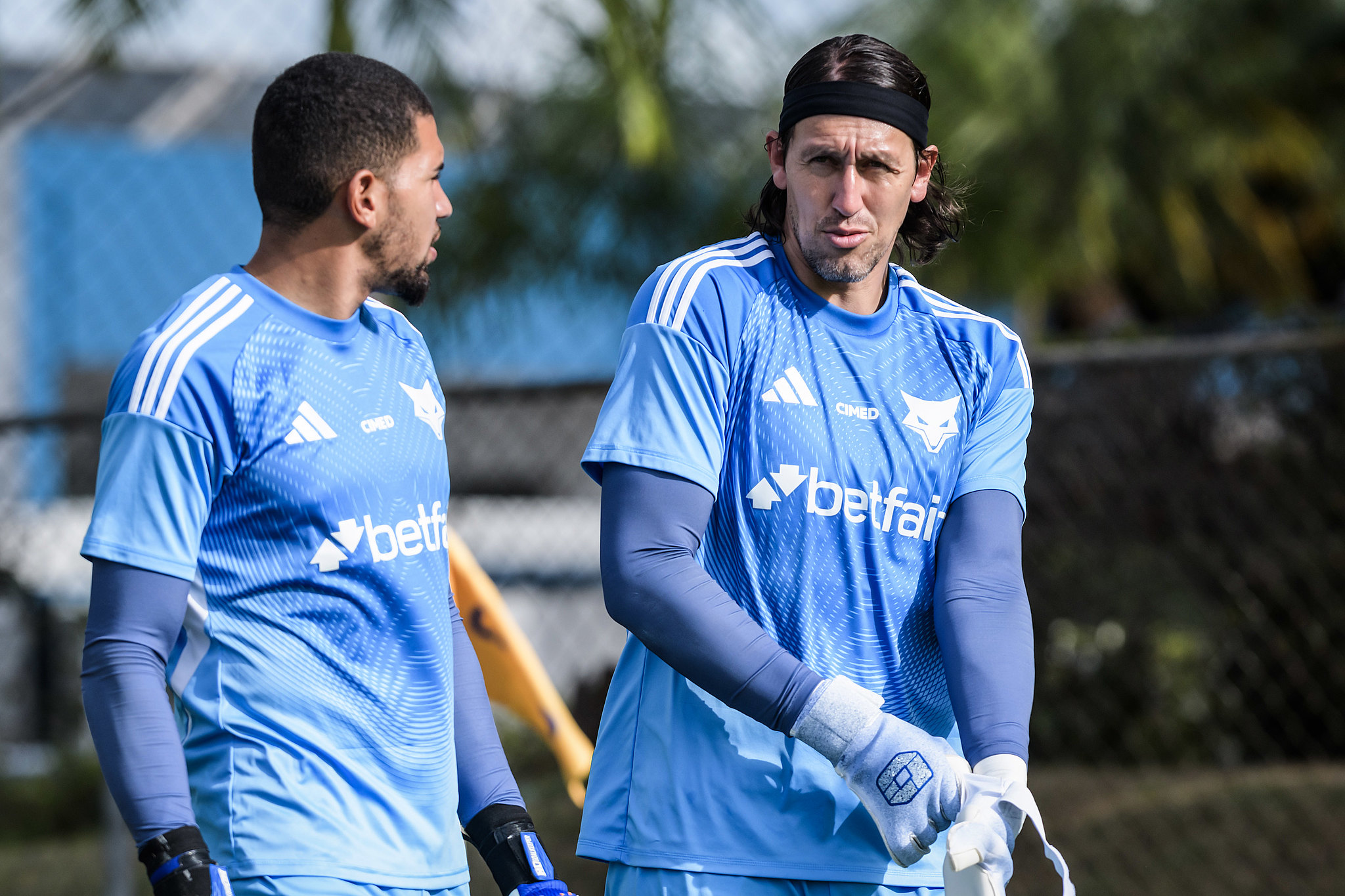 Cruzeiro retoma treinos com retornos importantes visando duelo contra o Palmeiras
