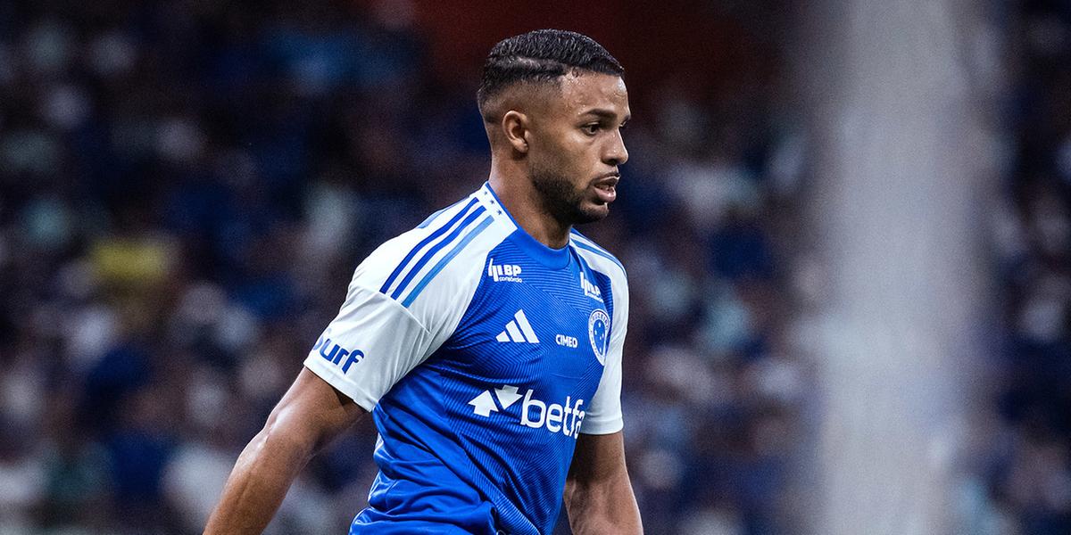 Wanderson segue em recuperação no Cruzeiro e ainda busca o primeiro gol com a camisa celeste