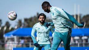 Cruzeiro tem novidades entre os relacionados para enfrentar o Vitória no Mineirão